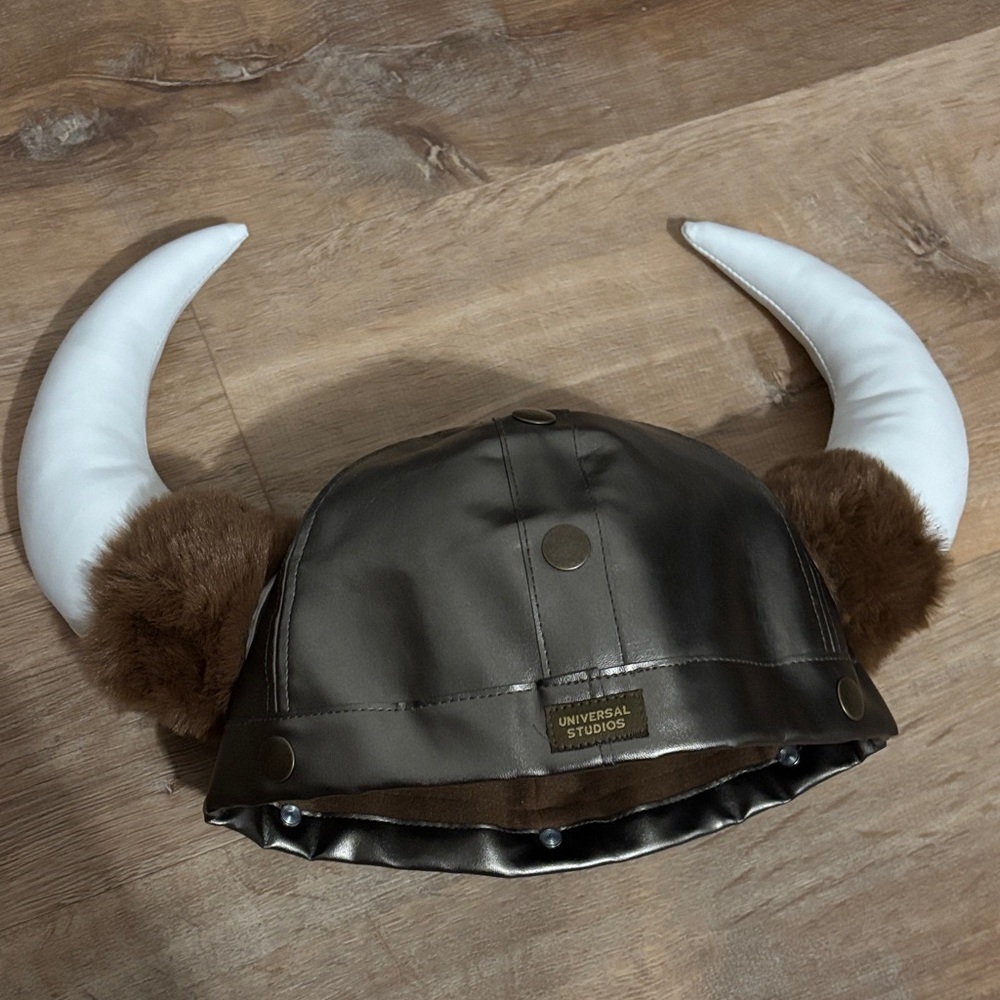 Universal Studio How To Train a Dragon Horned  Viking Hat